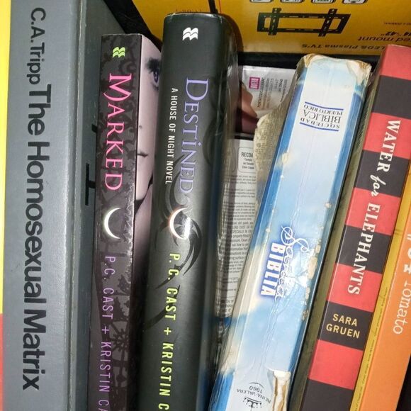 5 Books bundle - Picture 6 of 6